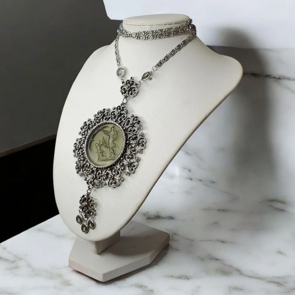 GOLDETTE Vintage Silver Intaglio Glass Cameo Cupid Venus Tassel Necklace